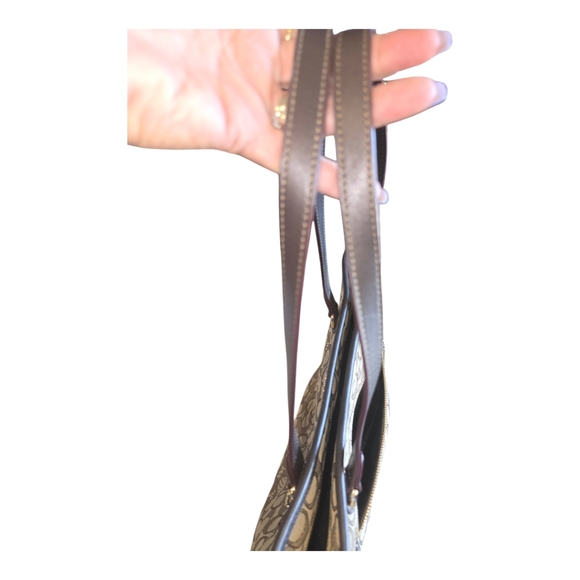 COACH NWOT F58282 OUTLINE SIGNATURE ZIP TOP TOTE Khaki Brown - Picture 11 of 16